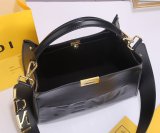 フェンディバッグコピー 2021新品注目度NO.1 FENDI レディース トートバッグ