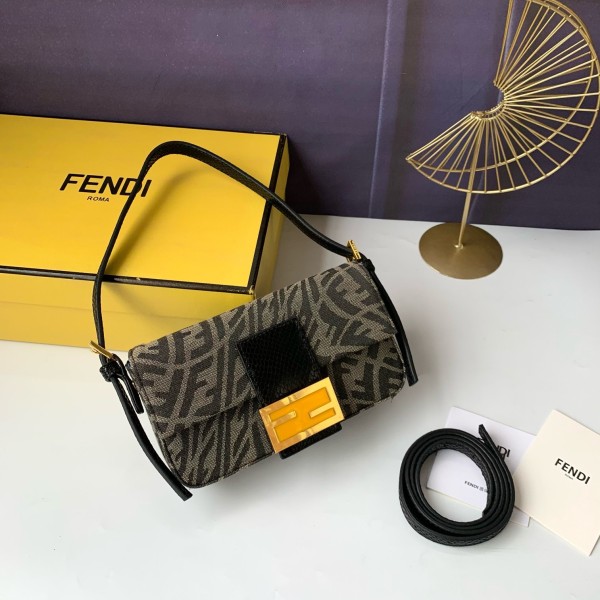 フェンディバッグコピー 2021新品注目度NO.1 FENDI レディース ハンドバッグ