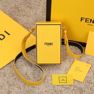 フェンディバッグコピー 2022新品注目度NO.1 FENDI 男女兼用 携帯 電話 バッグ