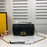 フェンディバッグコピー 定番人気2022新品 FENDI レディース ショルダーバッグ