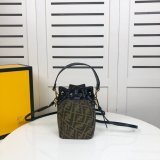フェンディバッグコピー 2022新品注目度NO.1 FENDI レディース バケツバッグ