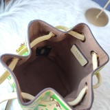 フェンディバッグコピー 大人気2022新品 FENDI レディース バケツバッグ