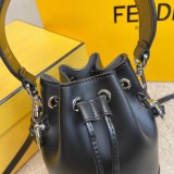 フェンディバッグコピー 定番人気2022新品 FENDI レディース バケツバッグ