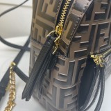 フェンディバッグコピー 定番人気2022新品 FENDI レディース バックパック
