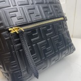 フェンディバッグコピー 大人気2022新品 FENDI レディース バックパック