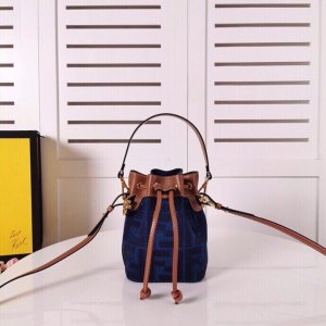 フェンディバッグコピー 2022新品注目度NO.1 FENDI レディース バケツバッグ