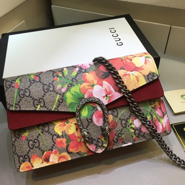 グッチバッグコピー 2022新品注目度NO.1 GUCCI レディース ショルダーバッグ
