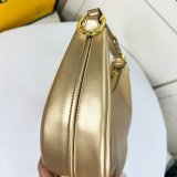 フェンディバッグコピー 2022新品注目度NO.1 FENDI レディース ハンドバッグ