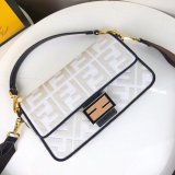 フェンディバッグコピー 定番人気2022新品 FENDI レディース ハンドバッグ
