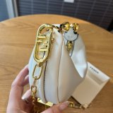フェンディバッグコピー 2022新品注目度NO.1 FENDI レディース ハンドバッグ