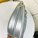 フェンディバッグコピー 2022新品注目度NO.1 FENDI レディース ハンドバッグ