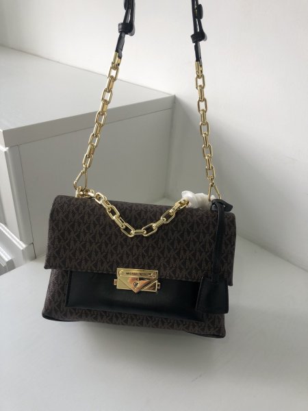 マイケル コースバッグコピー 2022新品注目度NO.1 Michael Kors レディース ショルダーバッグ