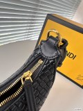 フェンディバッグコピー 2023新品注目度NO.1 FENDI レディース ショルダーバッグ
