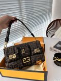 フェンディバッグコピー 大人気2023新品 FENDI レディース ハンドバック