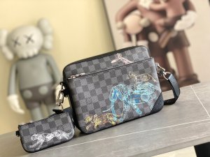 売上総額１位！2024 ルイヴィトン 新作ショルダーバッグスーパーコピー