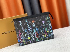 完売必至 ★ 2024 ルイヴィトン 新作クラッチバッグ偽物