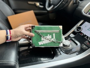 高品質 2024 ルイヴィトン 新作ショルダーバッグコピー