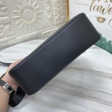 【大特価】 2024 グッチ 新作ショルダーバッグ偽物