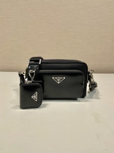売上総額１位！ 2024 プラダ 新作ショルダーバッグコピー