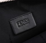 完売必至 ★ 2024 フェンディ 新作クラッチバッグ偽物