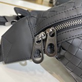 入手困難品！ 2024 ボッテガヴェネタ 新作ウエストポーチ▪ボディバッグコピー