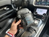 世界中で大人気♪ 2024 コーチ 新作携帯電話バッグ偽物