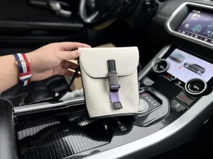 使い勝手良し 2024 コーチ 新作携帯電話バッグ偽物
