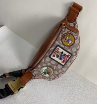 注目度抜群！ 2024 コーチ 新作ウエストポーチ▪ボディバッグスーパーコピー