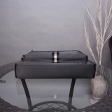 送料込 2024 バリー 新作ショルダーバッグコピー