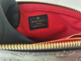 目を惹くカラー 2024 ルイヴィトン 新作ショルダーバッグスーパーコピーM59598