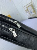 使い勝手良し 2024 ルイヴィトン 新作ボディバッグコピー M45303
