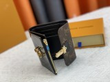 注目度抜群！ルイヴィトン レディース 折り財布 偽物 M61911