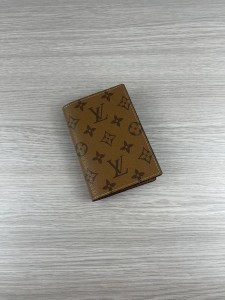 絶対欲しい！ルイヴィトン メンズ カードケース スーパーコピー M60181