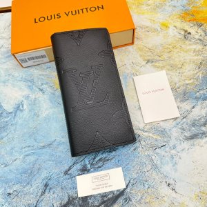 入手困難品！ルイヴィトン メンズ 長財布 偽物 M80042