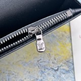 世界中で大人気♪ ルイヴィトン メンズ 長財布 コピー M81440