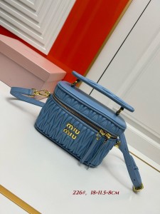 完売必至 2024 ミュウミュウ 新作 ハンドバッグ スーパーコピー 5BH226