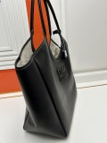 目を惹くカラー 2024 ミュウミュウ 新作 トートバッグ コピー 5BG276