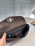希少♪限定 2024 バレンシアガ 新作 ショルダーバッグ コピー 8820