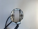 超希少！2024 イッセイミヤケ 新作 携帯電話バッグ 偽物