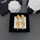 目を惹くカラー シャネル ピアス 偽物