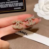 目を惹くカラー シャネル ピアス スーパーコピー