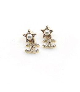 超希少！シャネル ピアス コピー