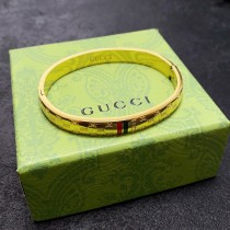 注目アイテム♡ グッチ ブレスレット 偽物