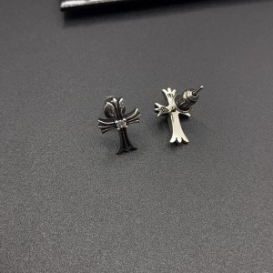 絶対欲しい！クロムハーツ ピアス スーパーコピー
