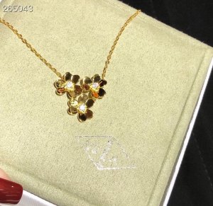 使い勝手良し ヴァンクリーフ ネックレス コピー