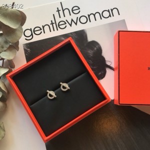 ☆超人気☆ エルメス ピアス 偽物