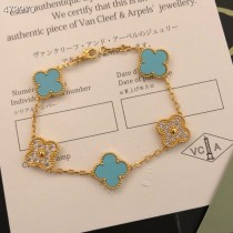 注目度抜群！ヴァンクリーフ ブレスレット スーパーコピー