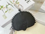 肌触り最高な ロエベ キーホルダー 偽物