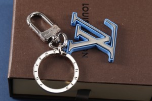 完売前に！ルイヴィトン キーホルダー コピー