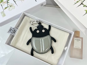 最安値挑戦 ロエベ キーホルダー スーパーコピー